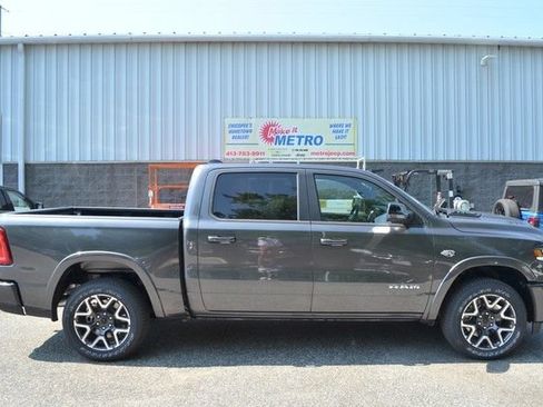 New 2026 RAM 1500 Laramie w/ Sport Appearance Package AWD/4WD image 9