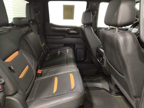 Used 2022 GMC Sierra 1500 AT4 image 35