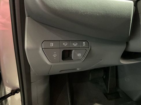 New 2026 Kia EV9 Wind AWD/4WD image 11