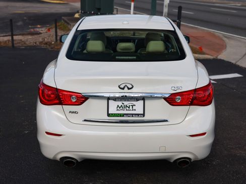 Used 2017 INFINITI Q50 2.0t image 14
