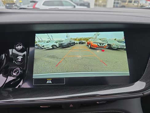 Used 2023 Buick Envision Essence w/ Sport Touring Package AWD/4WD image 31
