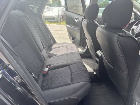 Used 2017 Nissan Sentra SV w/ Style Package image 11