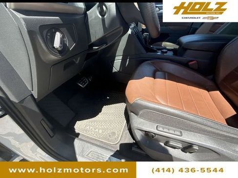 Used 2023 Volkswagen Atlas SEL Premium AWD/4WD image 36