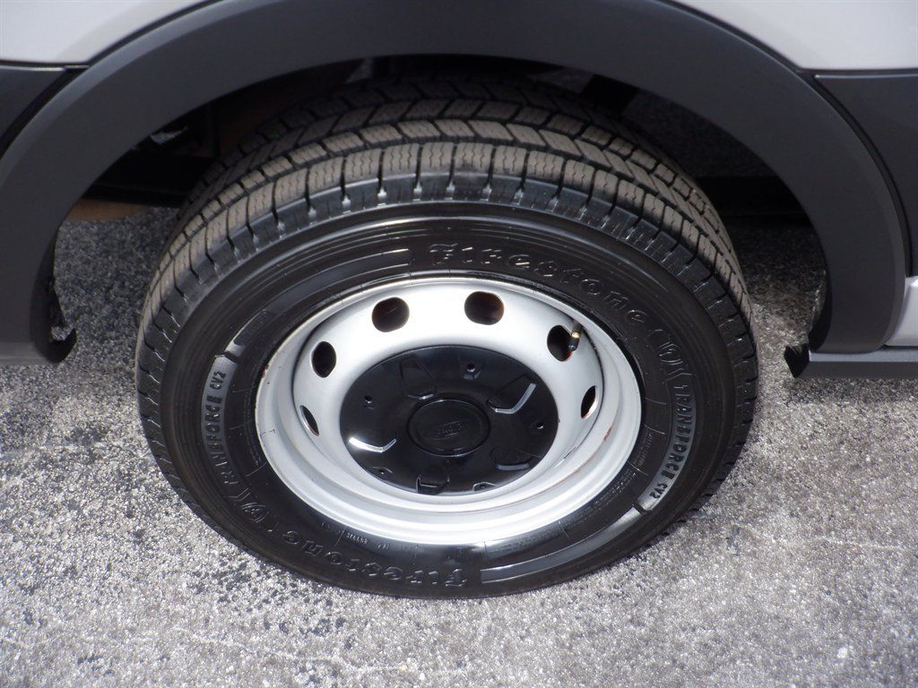 Used 2023 Ford Transit 350 XL RWD image 8