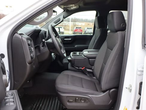 Used 2024 Chevrolet Silverado 1500 Custom image 12