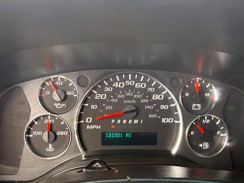 Used 2013 Chevrolet Express 2500 RWD image 14