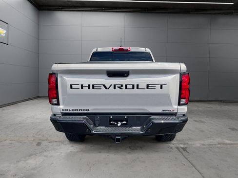 New 2026 Chevrolet Colorado ZR2 w/ Technology Package AWD/4WD image 4