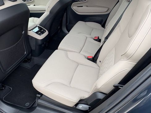 New 2026 Volvo XC90 B6 Plus image 23