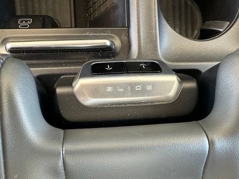Certified 2025 Ford Expedition Max Active RWD image 25