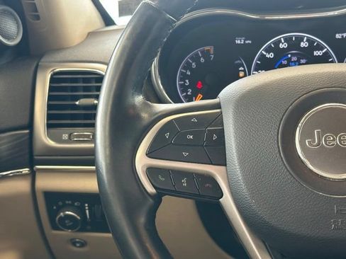 Used 2020 Jeep Grand Cherokee Limited AWD/4WD image 10