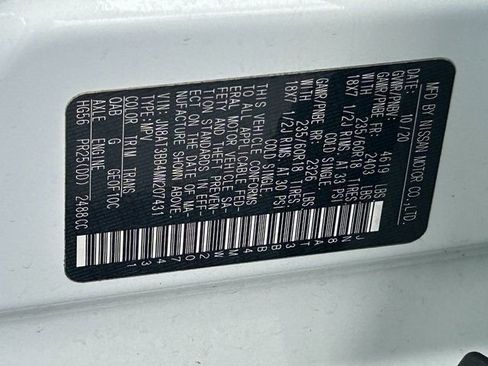 Used 2021 Nissan Rogue SV image 36