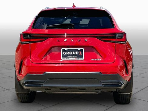 Certified 2025 Lexus NX 250 FWD w/ Accessory Package (2T) image 5
