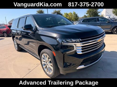 Used 2024 Chevrolet Suburban High Country AWD/4WD image 5
