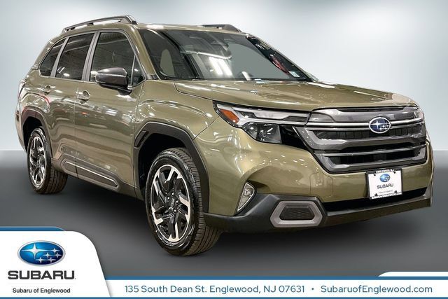 Used 2025 Subaru Forester Limited AWD/4WD image 1