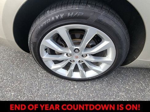 Used 2015 Cadillac XTS Luxury image 18