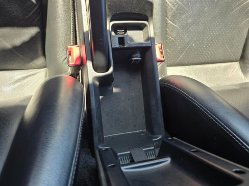 Used 2005 Porsche Boxster RWD image 51