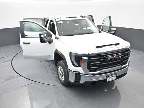 New 2026 GMC Sierra 2500 Pro image 44
