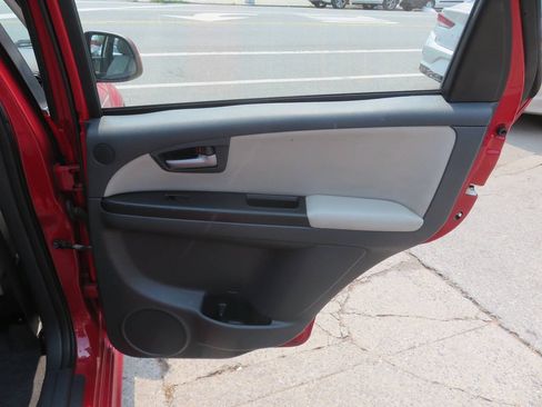 Used 2012 Suzuki SX4 Sportback FWD image 28