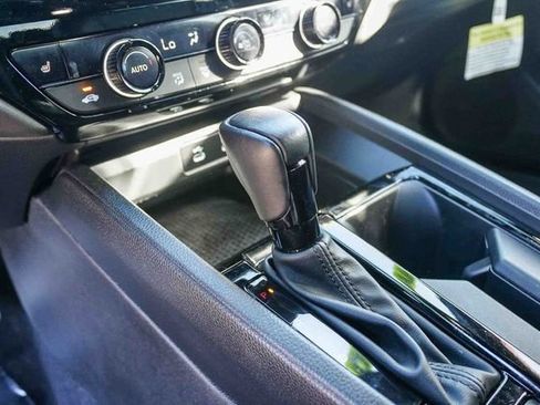 Used 2024 Honda Accord Sport image 19