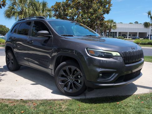 Used 2021 Jeep Cherokee Latitude Lux 80th Anniv w/ Quick Order Package 26U 80TH FWD image 2