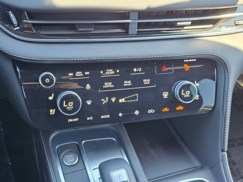 Used 2025 INFINITI QX60 Autograph w/ Cargo Package AWD/4WD image 24