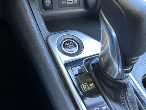Used 2024 Nissan Sentra SV FWD image 31