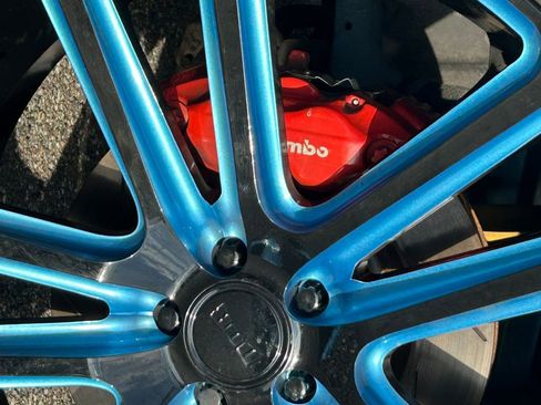 Used 2009 Dodge Challenger SRT8 w/ SRT Option Group II image 32