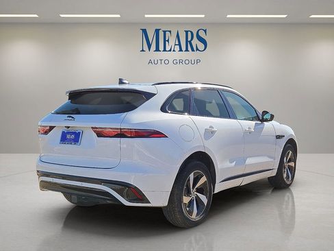 Used 2024 Jaguar F-PACE R-Dynamic S image 5