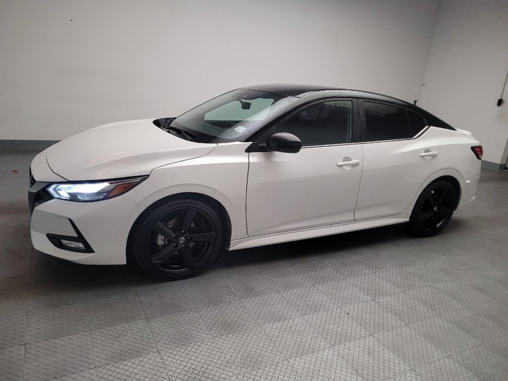 Used 2022 Nissan Sentra SR w/ Electronics Package FWD image 2