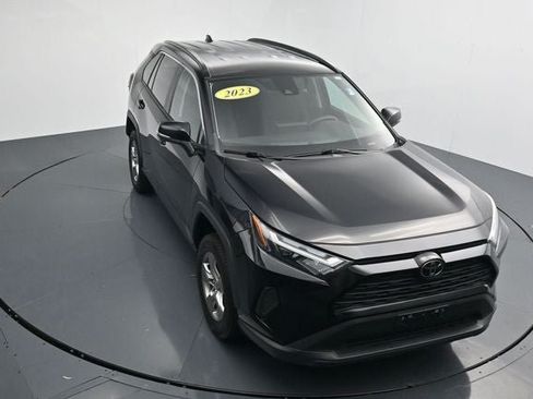 Used 2023 Toyota RAV4 XLE AWD/4WD image 21