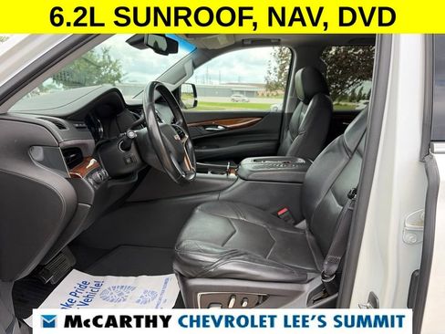 Used 2016 Cadillac Escalade ESV Luxury AWD/4WD image 56