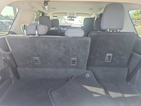 Used 2025 Ford Expedition Active RWD image 8