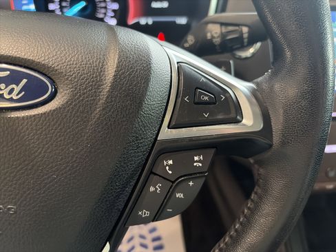 Used 2020 Ford Fusion Titanium AWD/4WD image 34