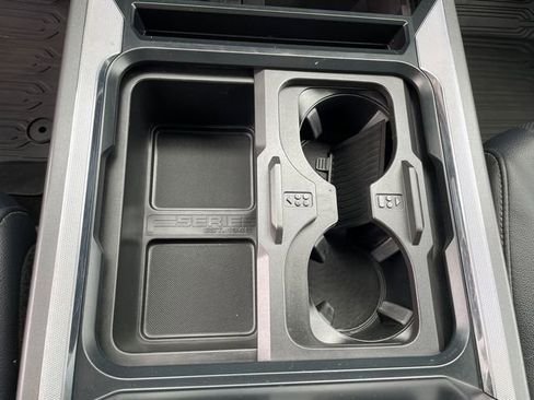 Used 2023 Ford F350 Lariat image 35