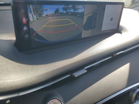 Used 2022 Genesis GV70 2.5T w/ Advanced Package image 28