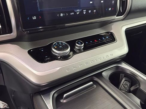 Used 2025 Ford Expedition Max Active image 22