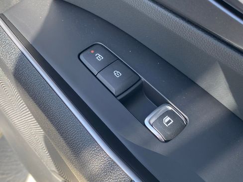 New 2026 Kia Sorento LX image 25