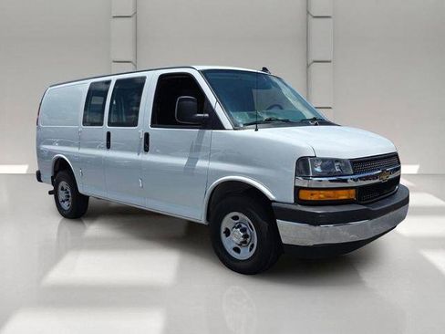 Certified 2024 Chevrolet Express 2500 w/ Driver Convenience Package RWD image 7
