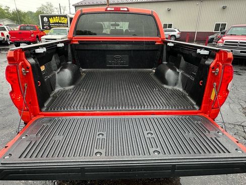 Used 2016 Toyota Tundra SR5 w/ TRD Off Road Package AWD/4WD image 5