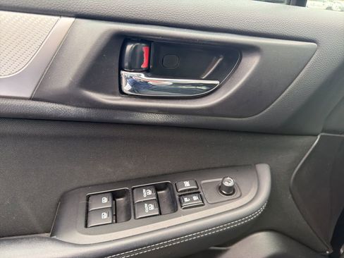 Used 2017 Subaru Outback 2.5i Premium image 22