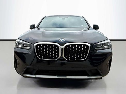 Used 2022 BMW X4 xDrive30i w/ Premium Package 2 AWD/4WD image 2