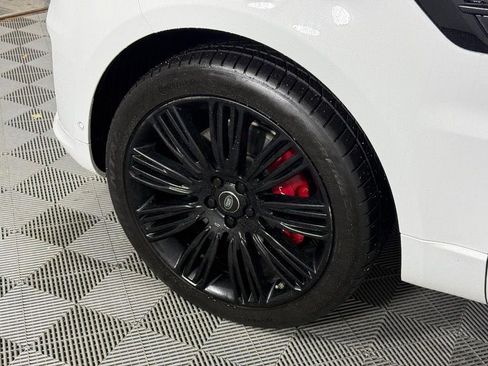 Used 2020 Land Rover Range Rover Sport HSE Dynamic image 12