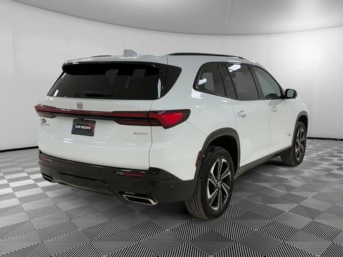 Certified 2025 Buick Enclave Sport Touring image 3