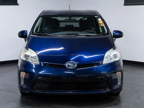 Used 2013 Toyota Prius Two image 3