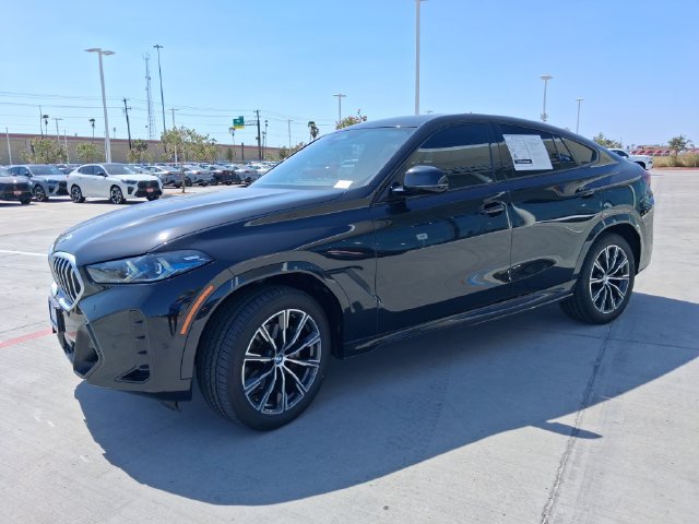 Used 2025 BMW X6 xDrive40i w/ Parking Assistance Package AWD/4WD image 2