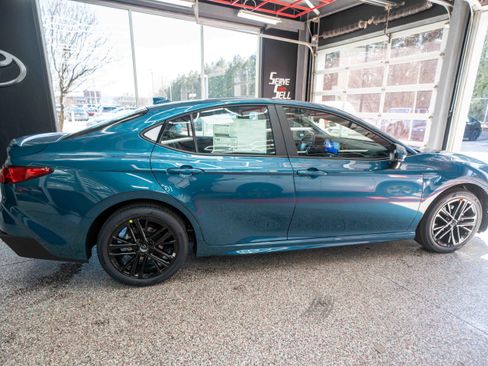 New 2026 Toyota Camry SE w/ Multimedia Upgrade Package image 4