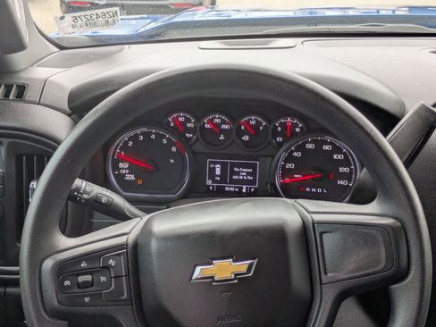 Used 2022 Chevrolet Silverado 1500 Custom image 20