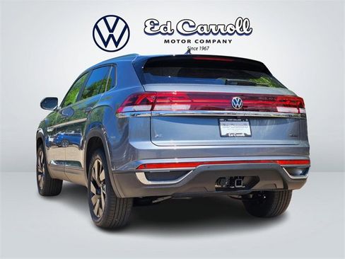 New 2025 Volkswagen Atlas Cross Sport SE image 5
