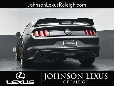 Used 2016 Ford Mustang GT Premium w/ Equipment Group 401A RWD image 16