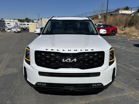 Certified 2022 Kia Telluride SX w/ SX Prestige Package image 2